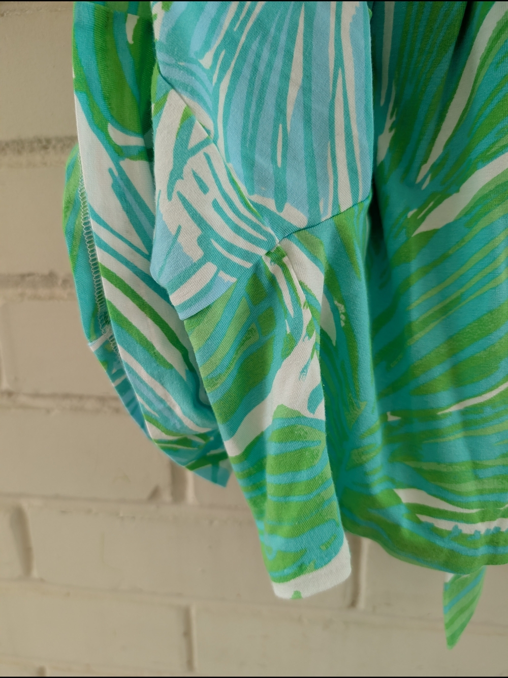 Lilly Pulitzer XS Karlie Wrap Romper Green & Aqua Tropical Frond Print - Picture 4 of 7